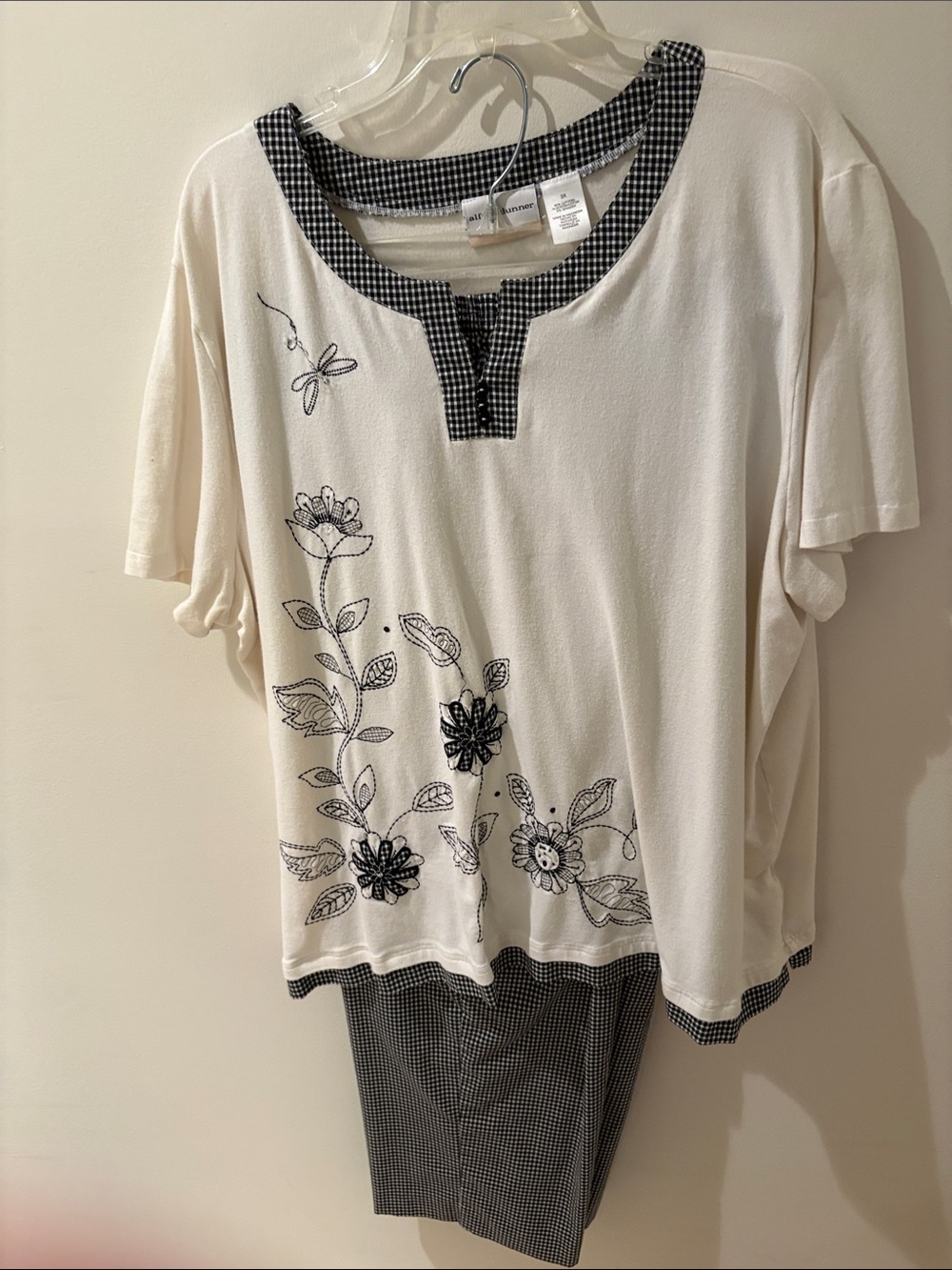 Alfred Dunner Cream Top with Black Floral Embroidery and Gingham Trim